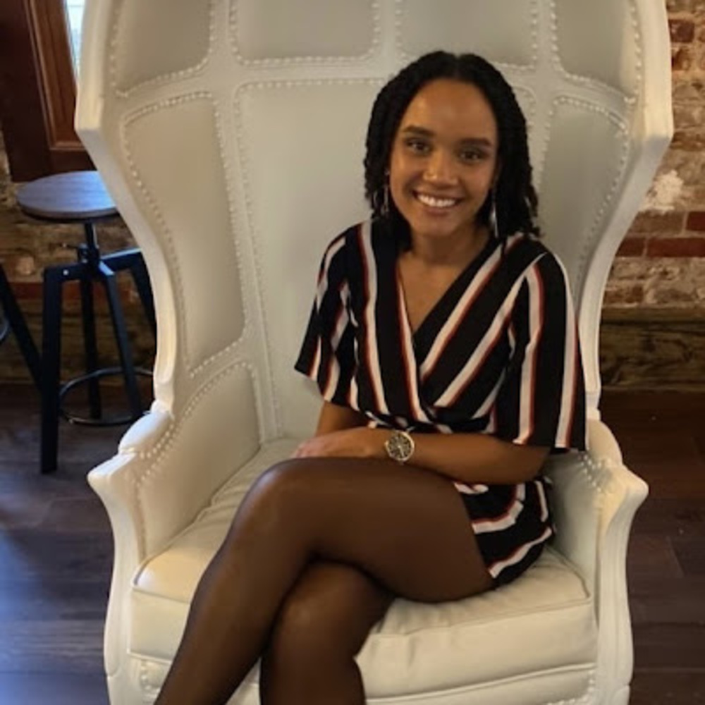 Meet your Posher, Airianna